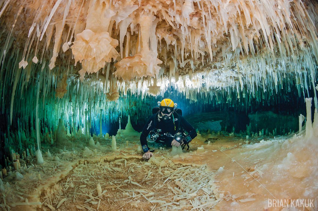 scuba diving caves