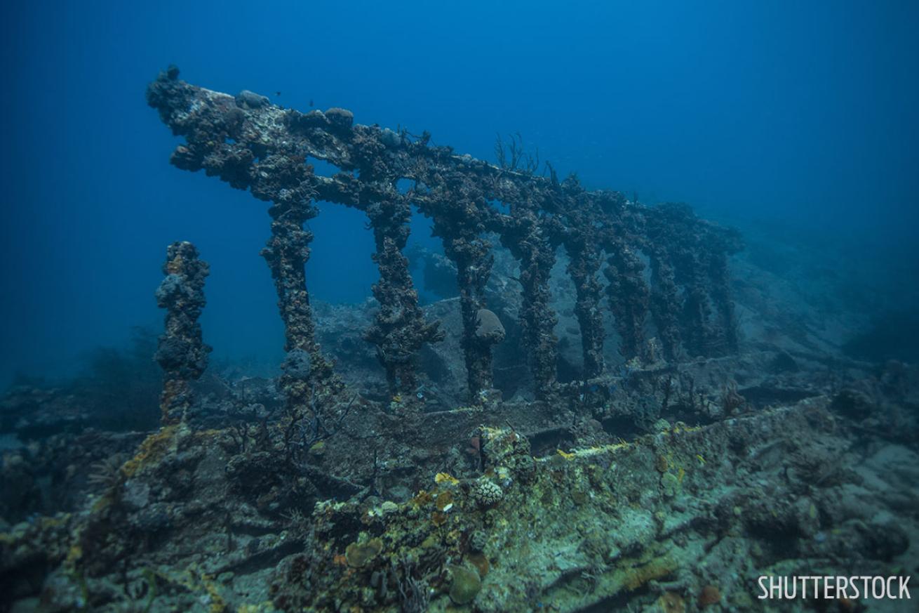 Rhone shipwreck BVI scuba diving