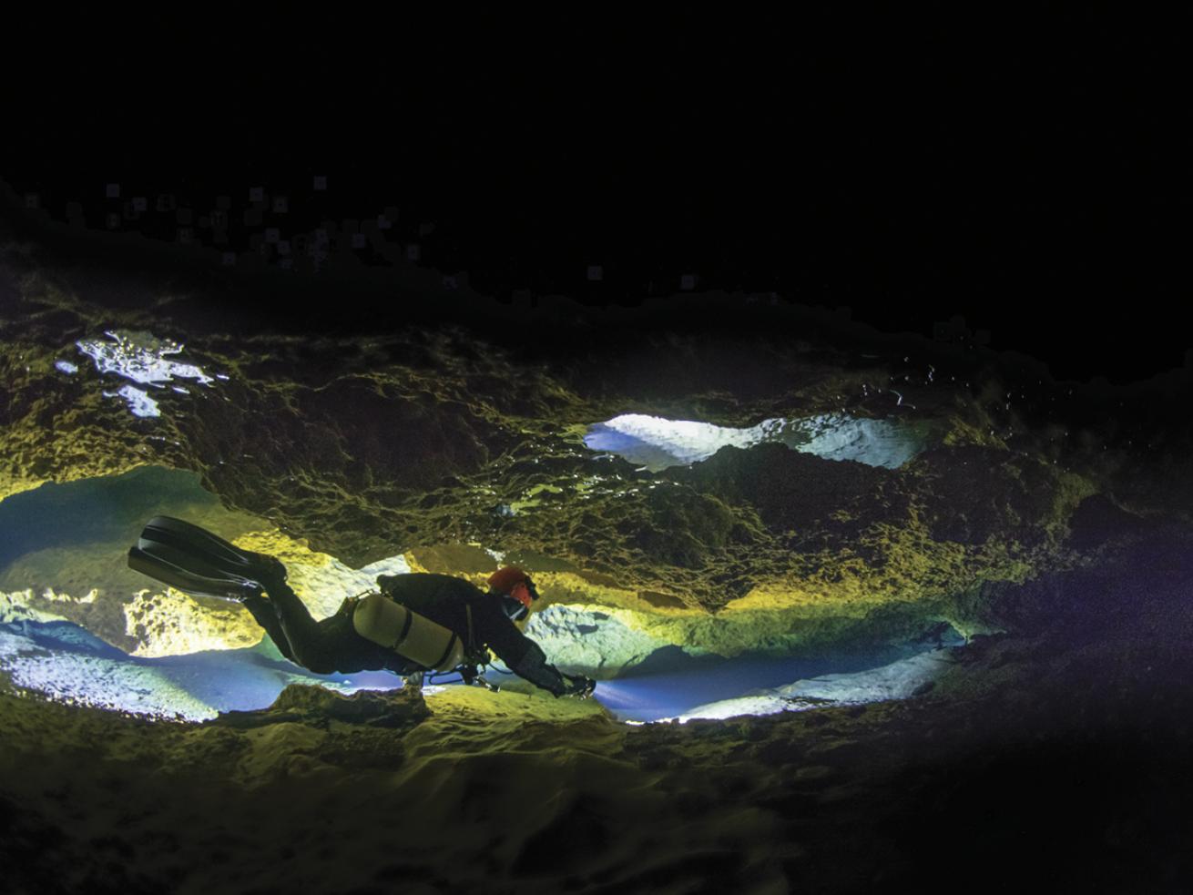 Jill Heinerth cave diving