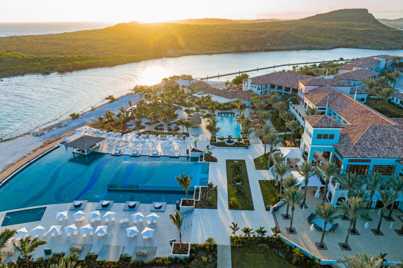 Best sandals resort for diving top