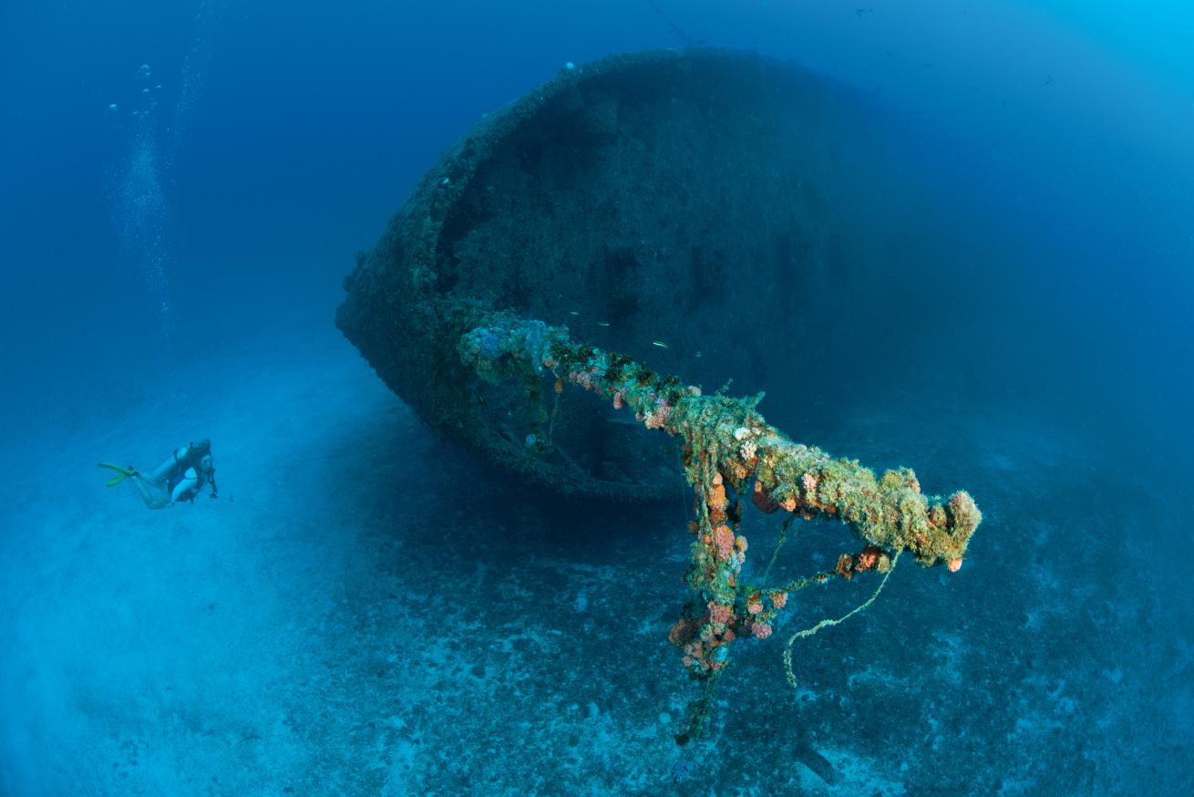 best wreck diving destinations 