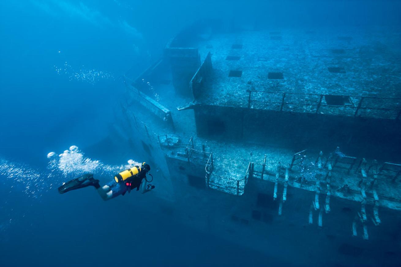 Scuba Diving spiegel grove wreck