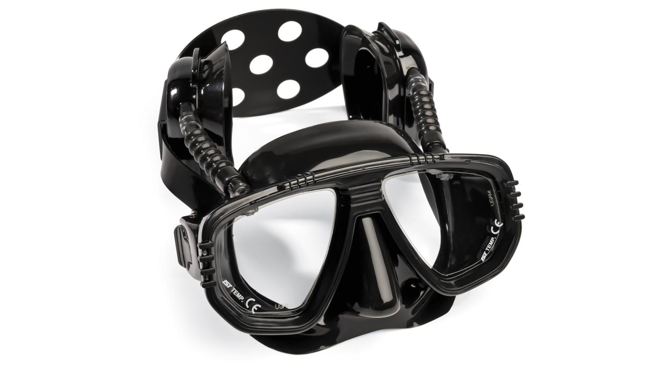 A black scuba mask with goggles