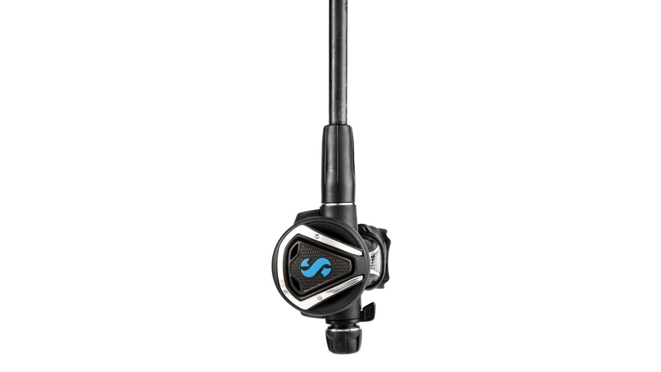 Compact reg boasting powerful performance and features.