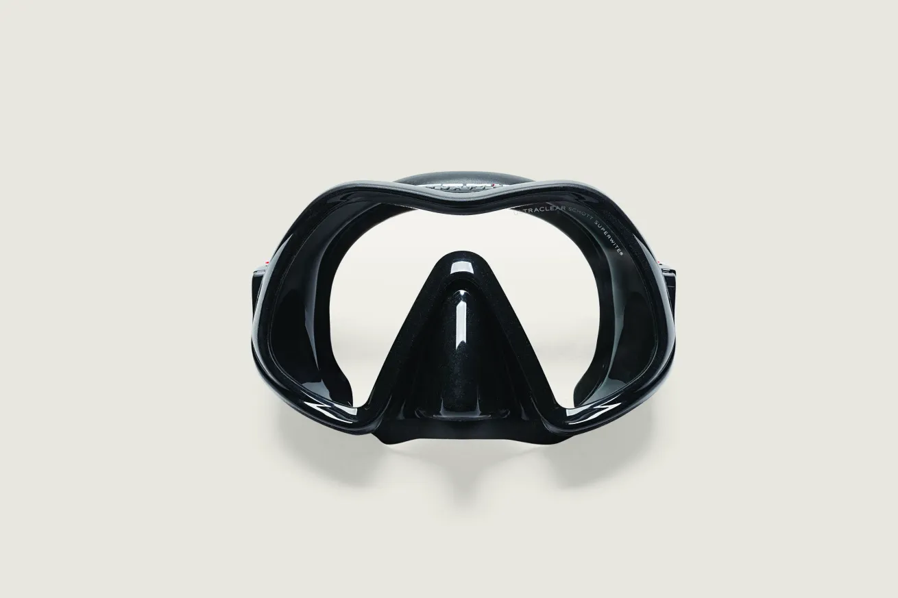 Atomic Aquatics Venom scuba mask