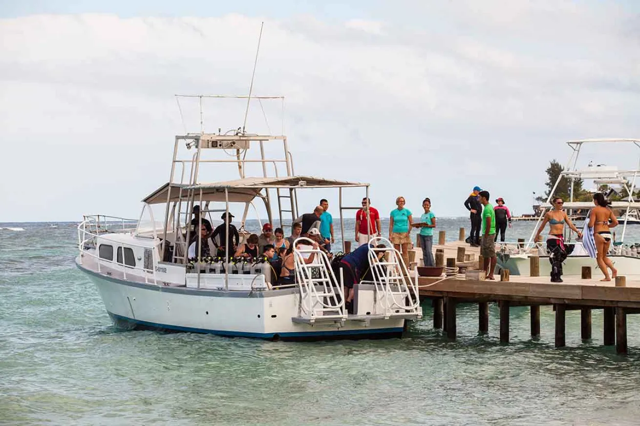 scuba diving hacks travel