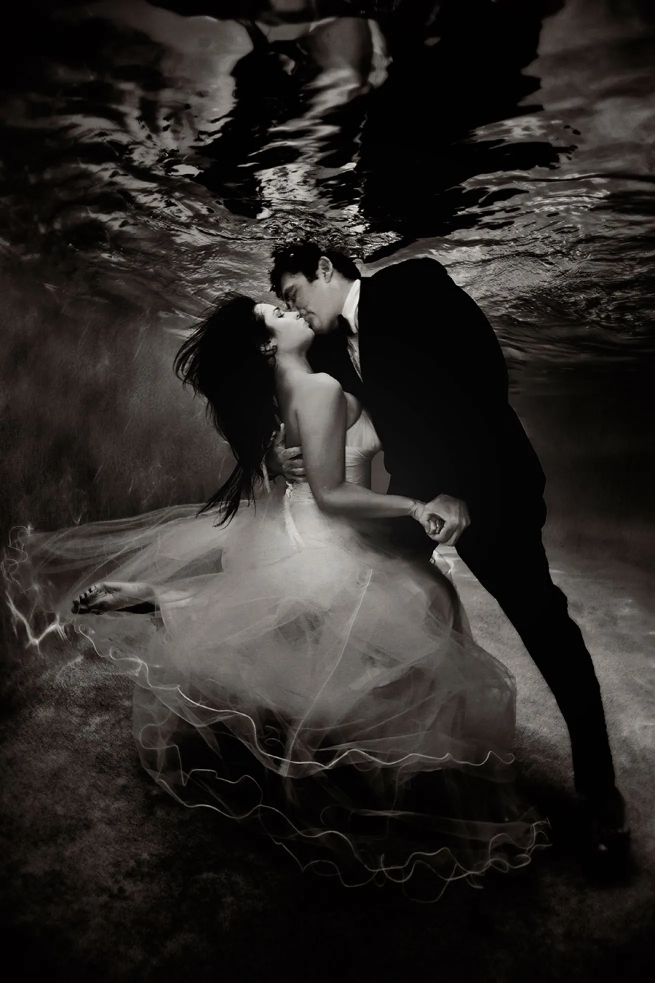 trash the dress underwater photos