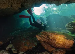 KristinPaterakis_PeacockSprings_PeacockCave-.jpg.webp