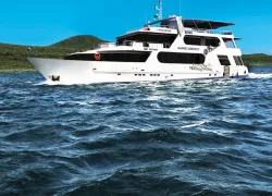 spd-liveaboard-galapagosaggressoriii-boat.jpg.webp