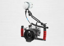 **IKELITE HOUSING FOR CANON SL1 WITH DS51 STROBE**  