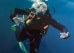 divingwithdiabetes.indepthvideoandphotography.scubadivingmagazine.april.jpg.webp