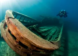 underwater-canada-great-lakes-alice-wreck-jill-heinerth.jpg.webp
