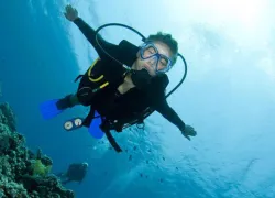 ways-to-try-diving.jpg.webp