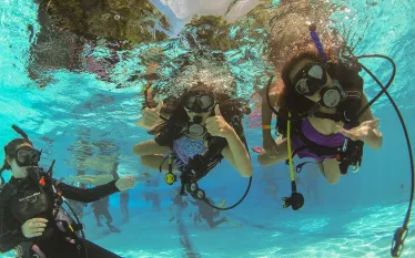 adaptive-scuba-diving-charles-beeker-indiana-university.jpg.webp