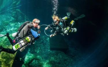 sidemountinstructor.karlshreeves.scubadivingmag.jpg.webp