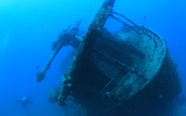 thistlegorm-shipwreck-scuba-diving-red-sea.jpg.webp