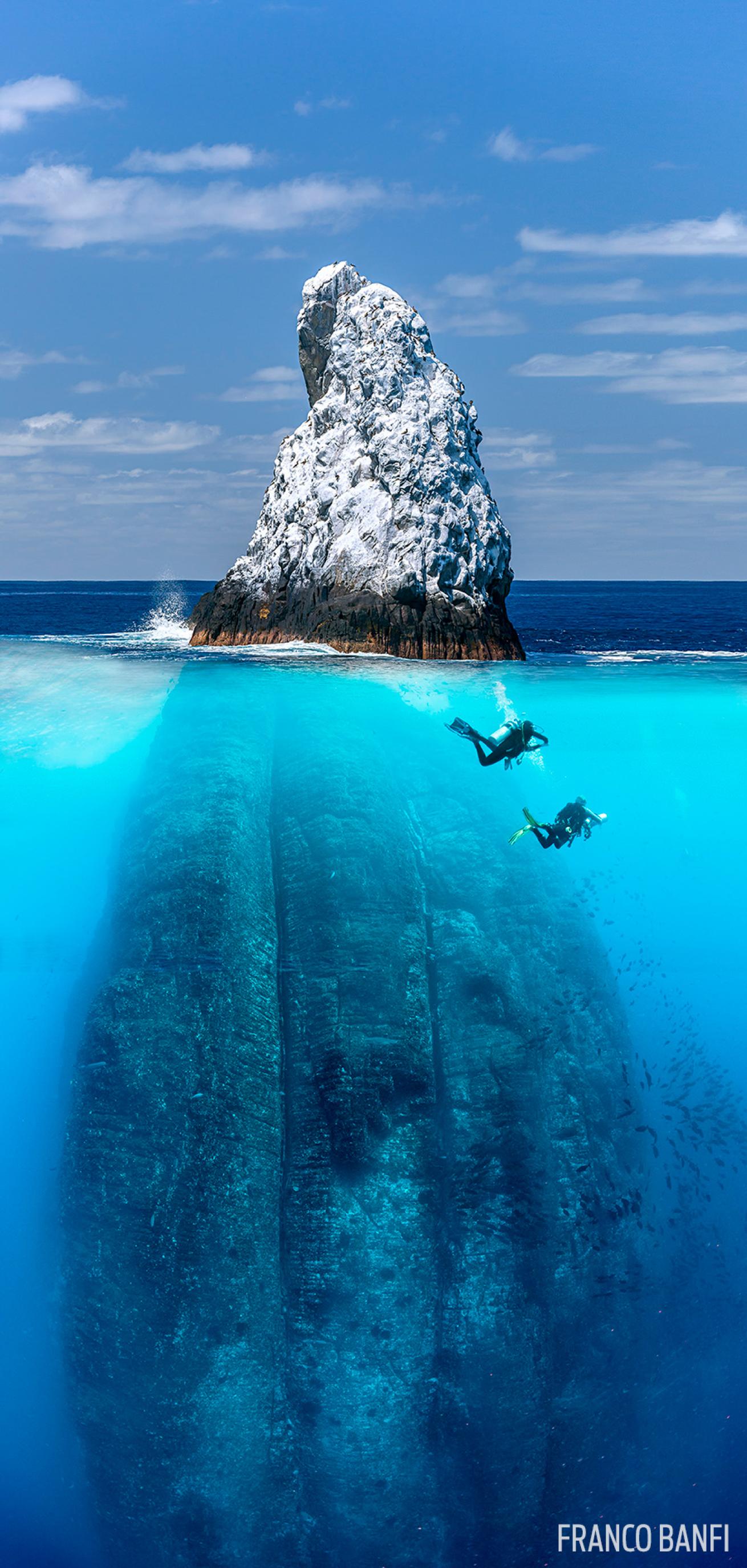 Cool Scuba Diving Photo Mountain Underwater