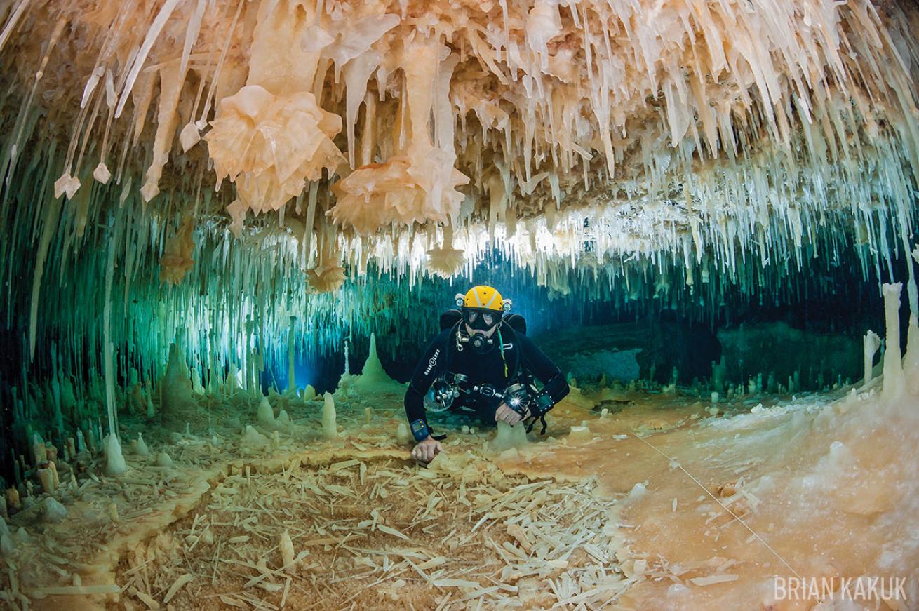 scuba diving caves