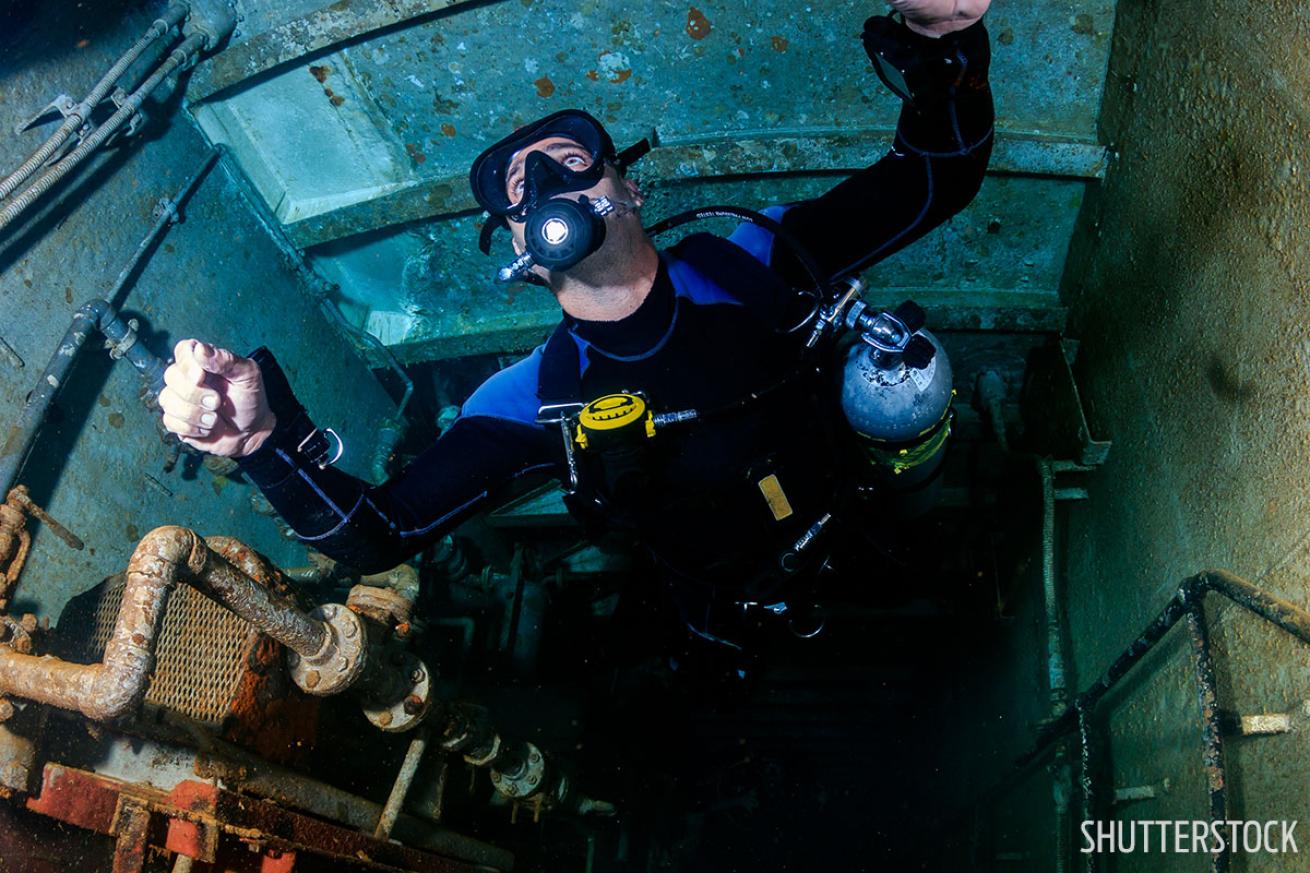 Scuba diving wreck penetration tech diving Grand Cayman Kittiwake