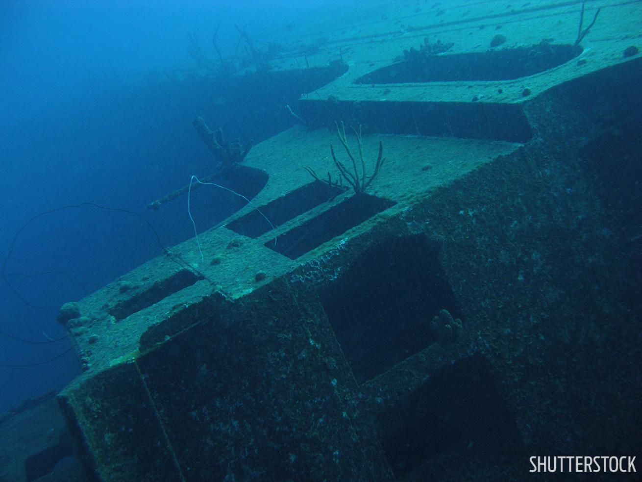 Hilma Hooker shipwreck Bonaire scuba diving