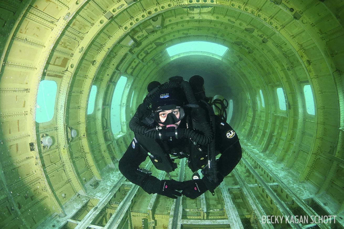 Underwater airplane Dutch Springs Pennsylvania scuba diving