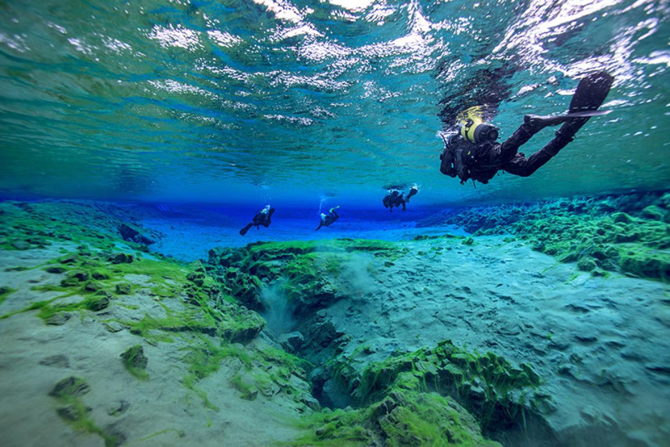 divers in Silfra Fissure