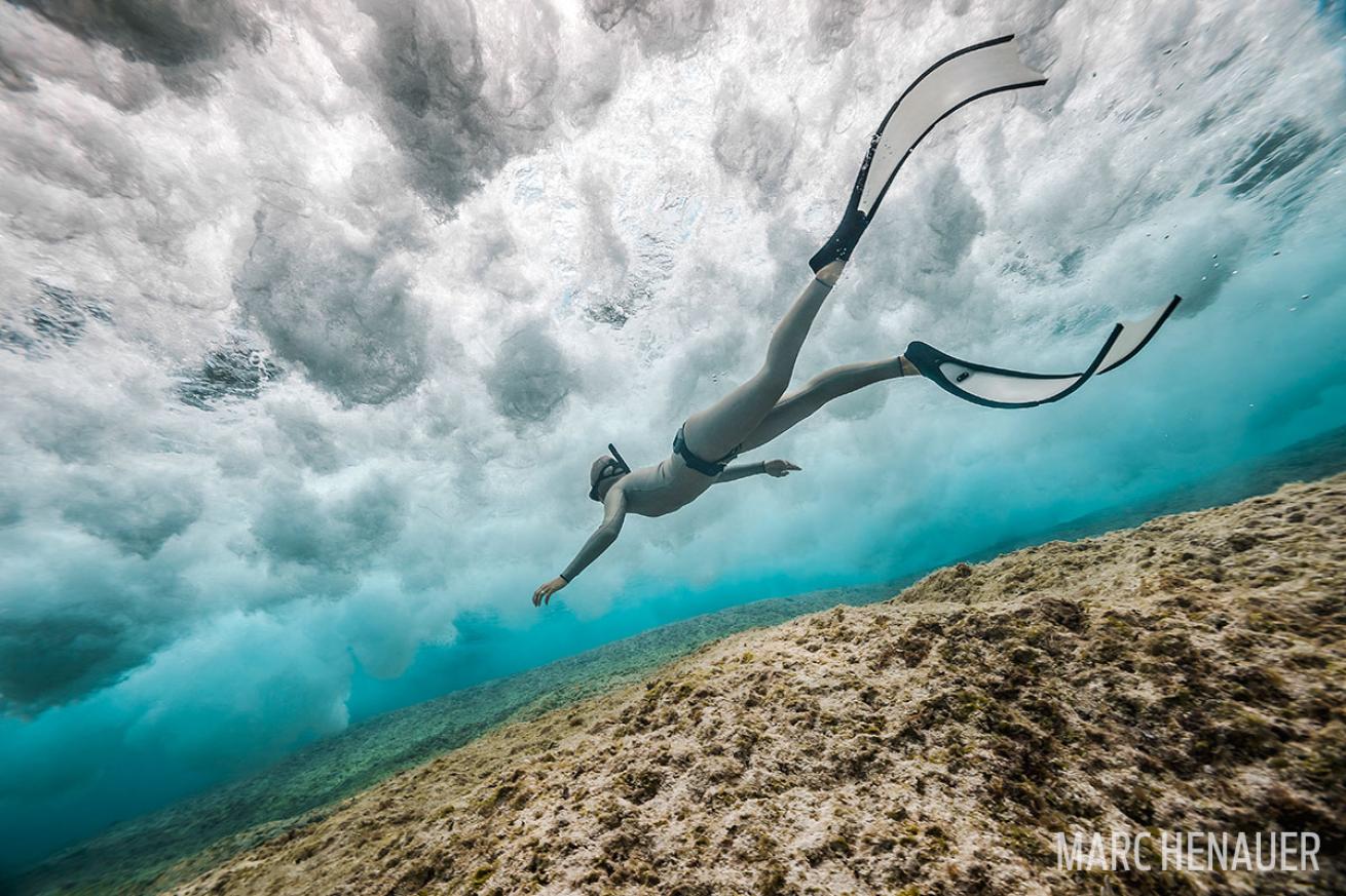 scuba diving through your lens photo contest