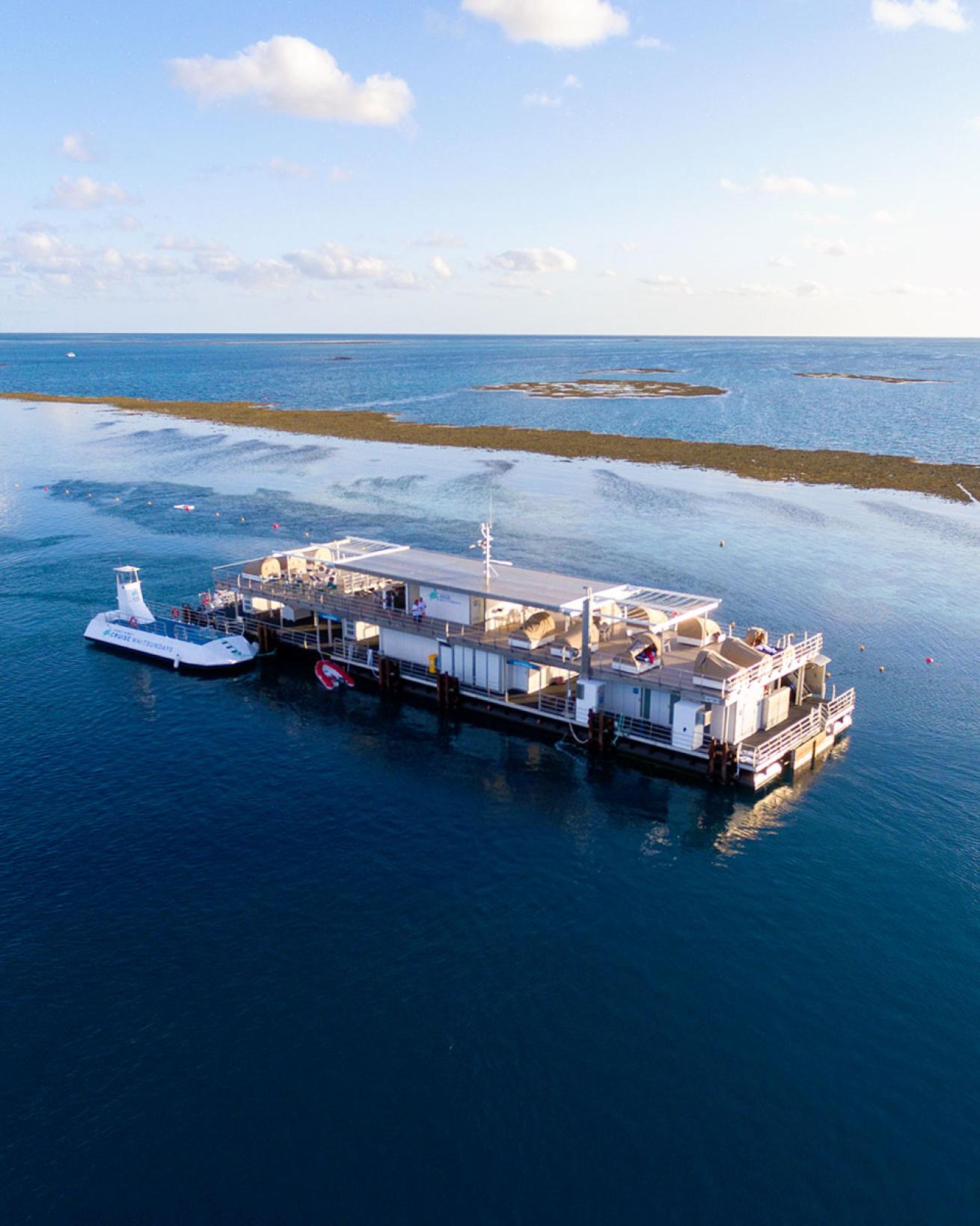 Underwater Hotel Reefsuites 