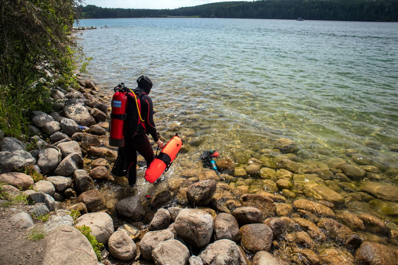 Scuba Diving in Manitoba Canada