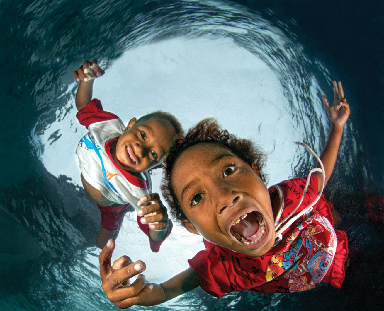 Kids Underwater Indonesia 