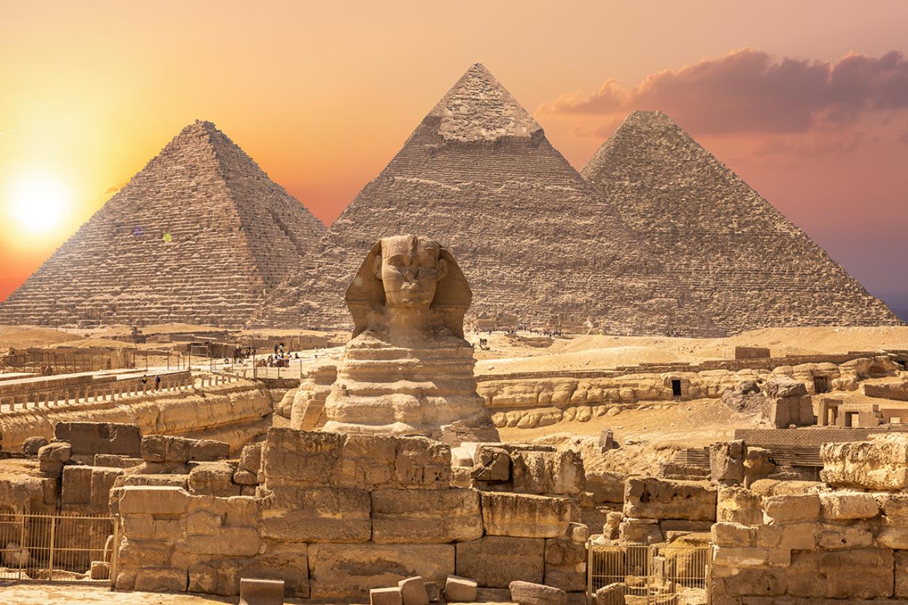 egypt pyramids sphinx