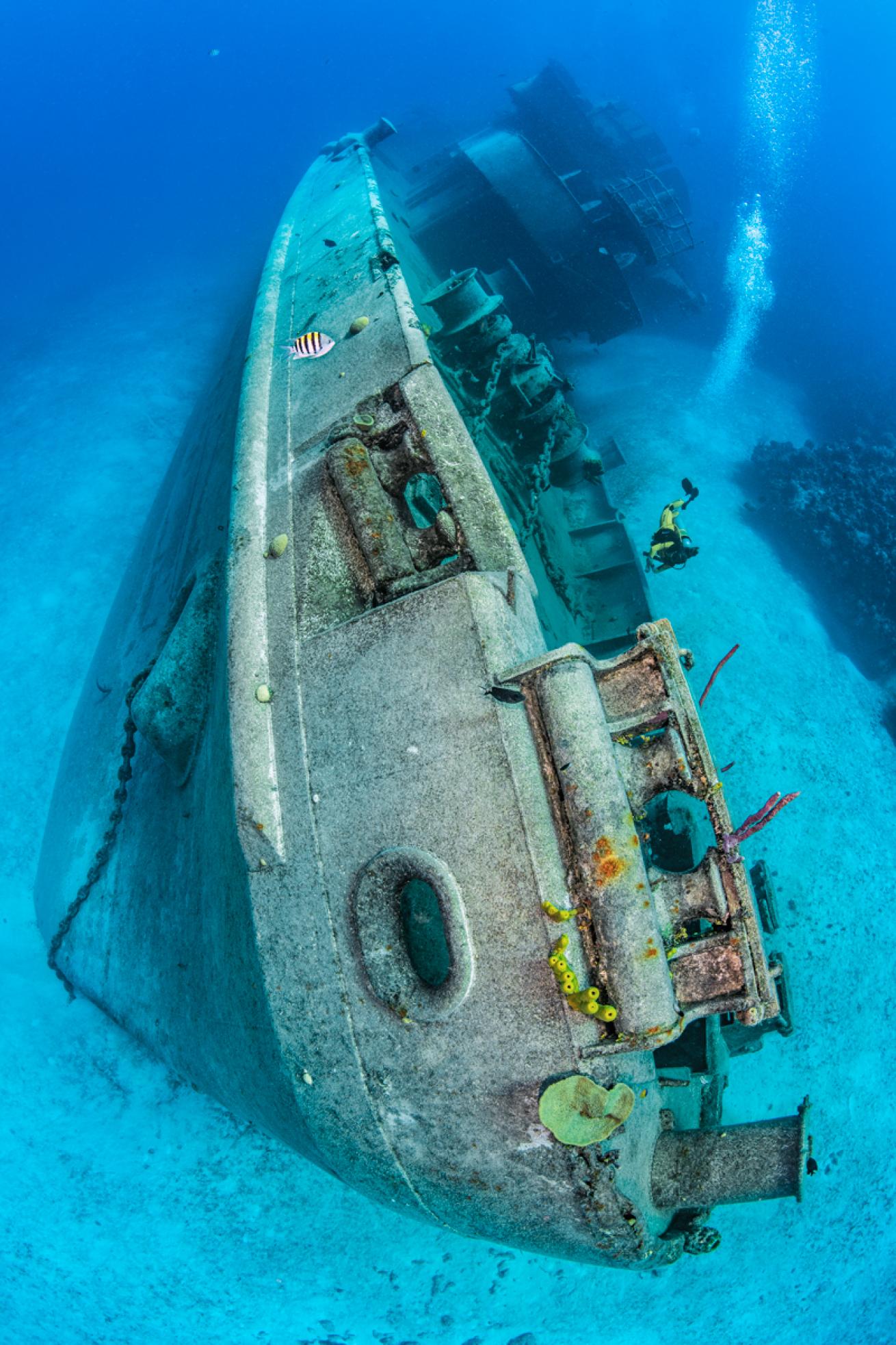 caymanwreck.scubadivingmagazine.may2022