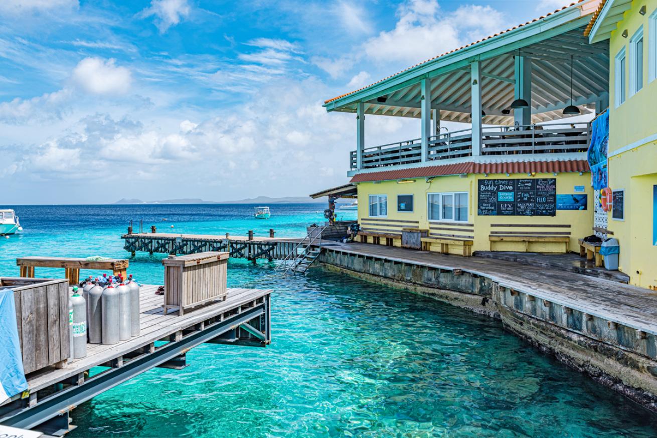 bonaire.LorenzoMittiga.ScubaDivingMag