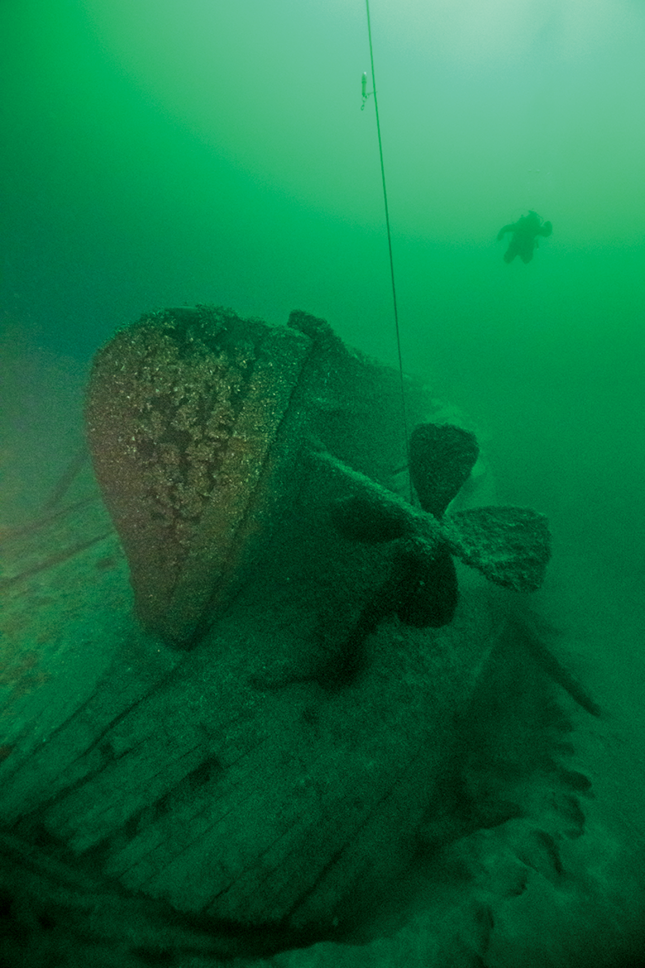 Diver depth wreck propeller
