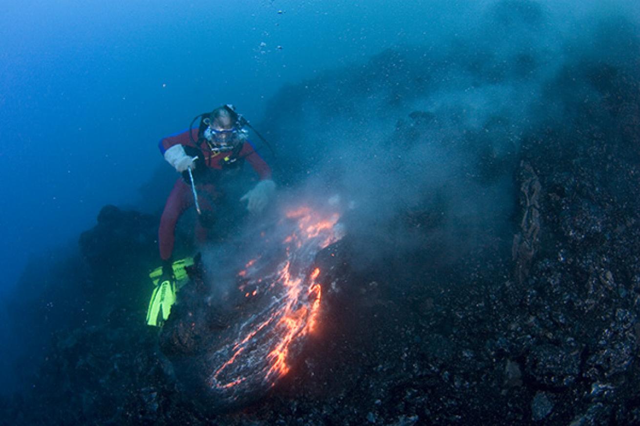 underwater lava flow