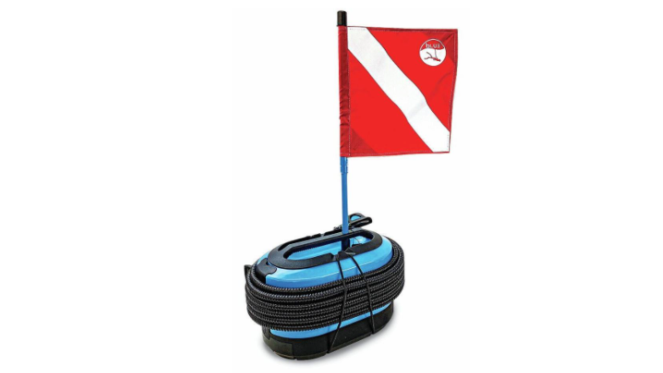 Ultraportable, lightweight compressor system for tankless diving.
