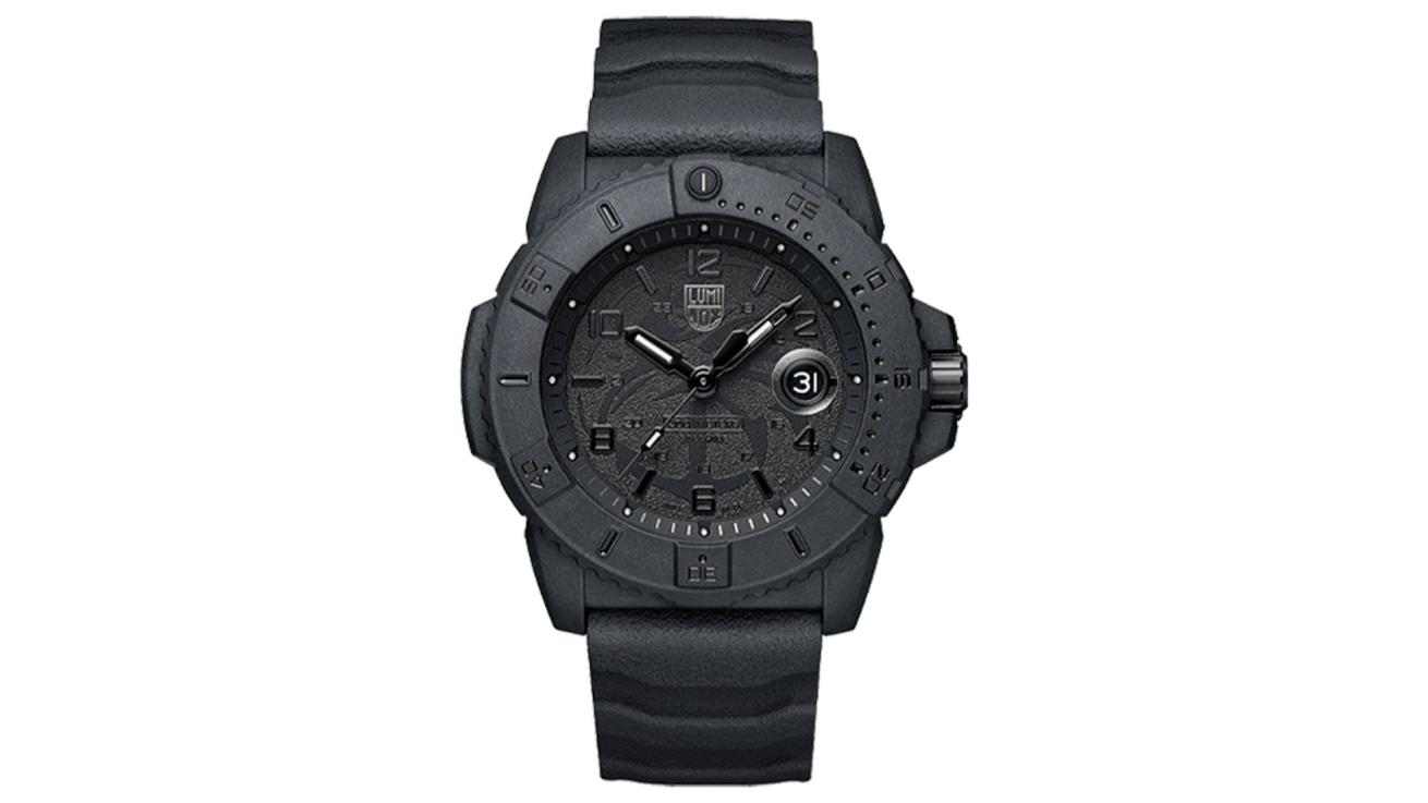 Blacked-out military-style watch supports veterans and their families