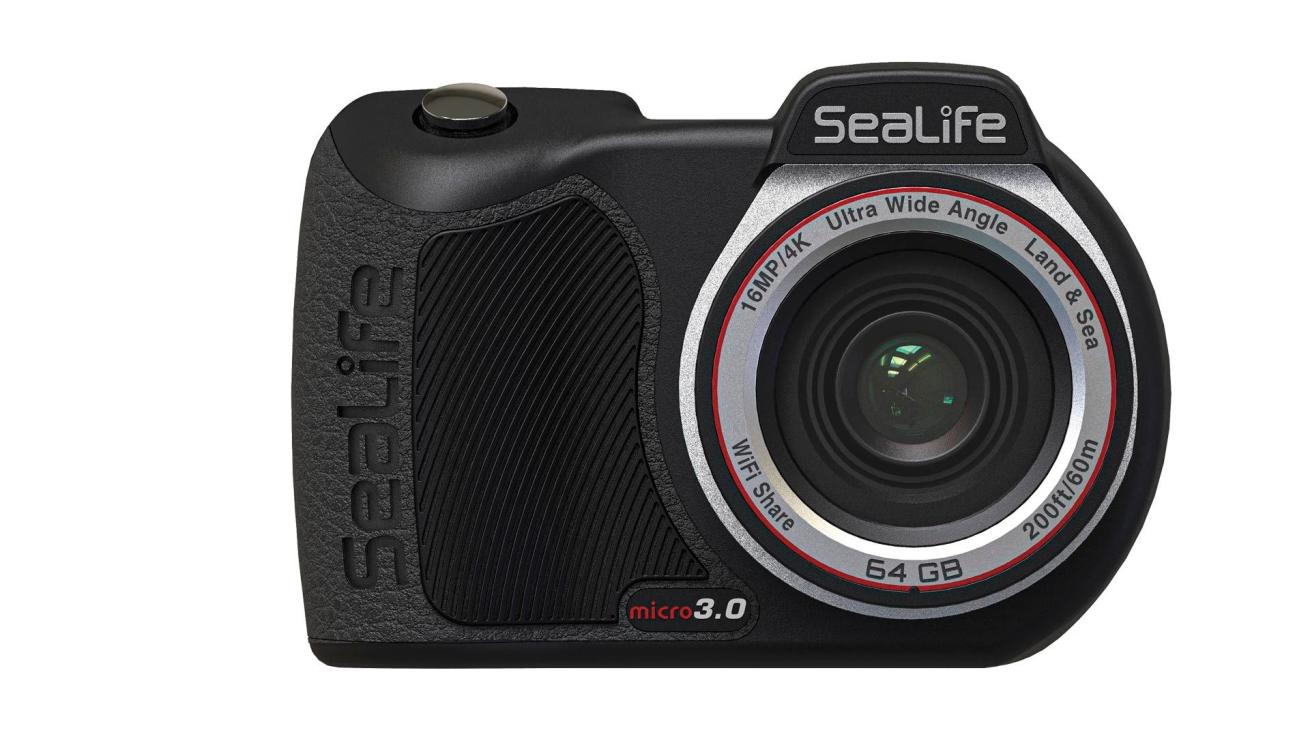 Sealed, floodproof design provides peace of mind for underwater shooters