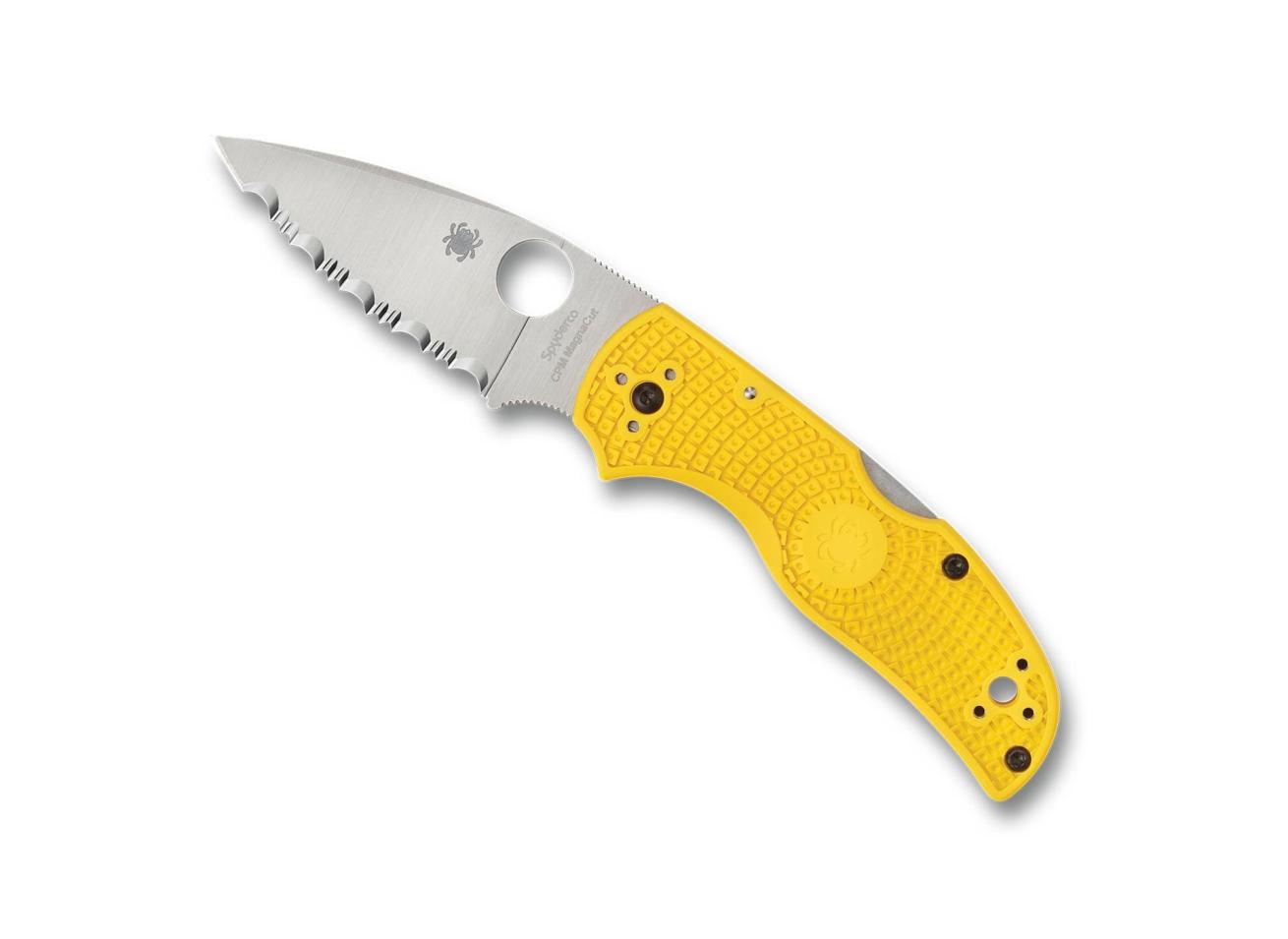 The four-position pocket clip supports all carry options.