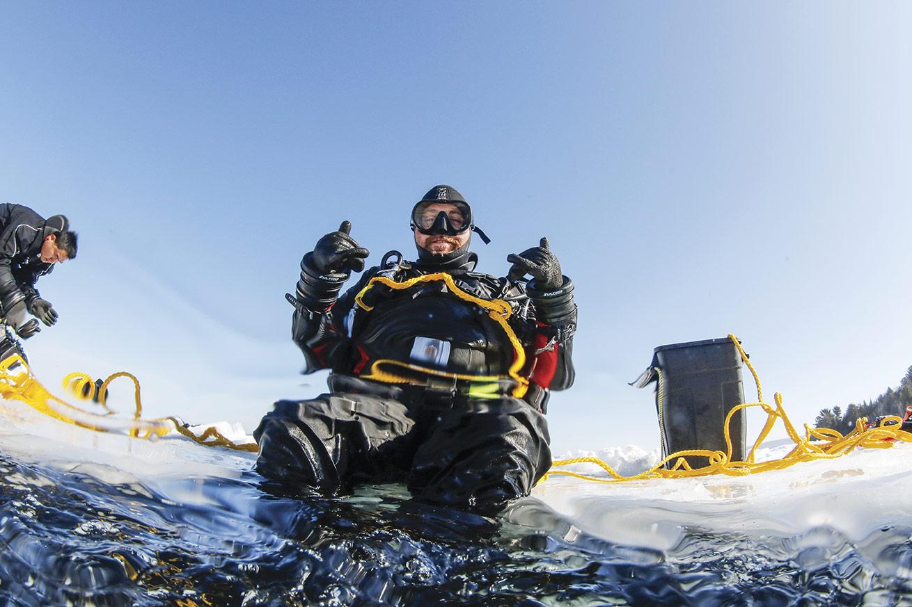 PADI Course Director Rob Williams prepares to take the plunge.