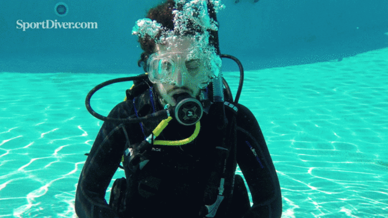 scuba hand signals broken
