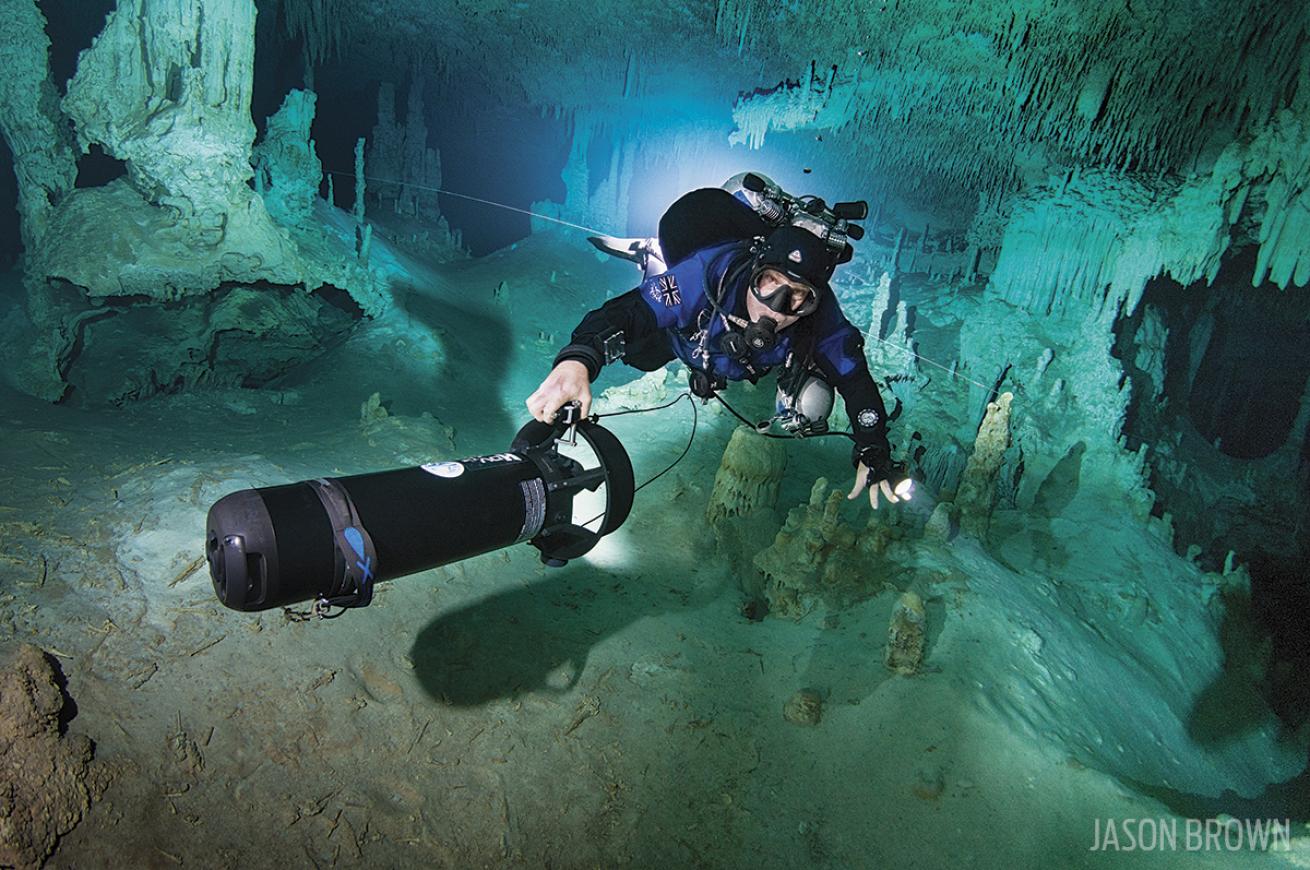 cenote diving scooter
