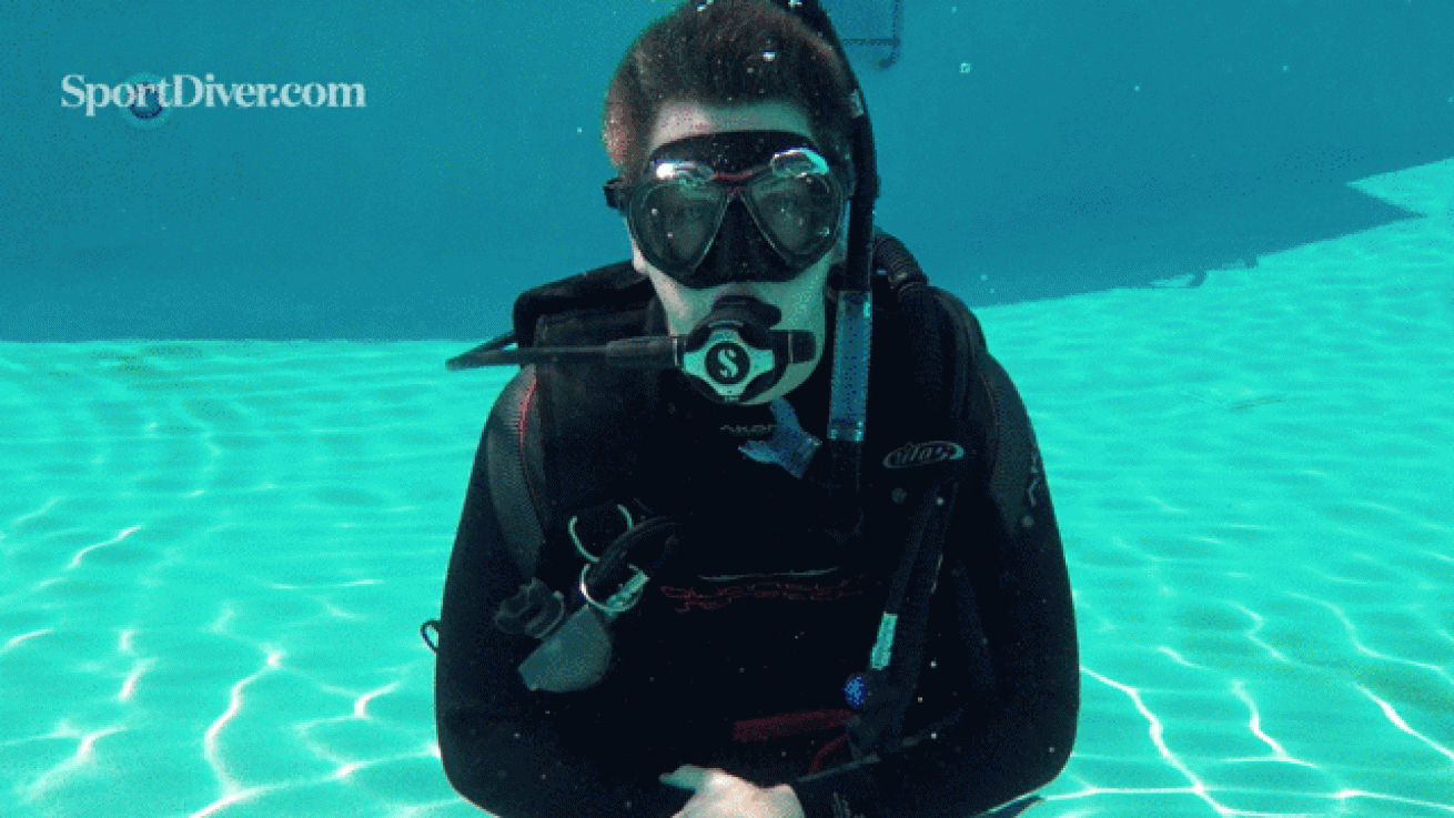 scuba hand signals choking