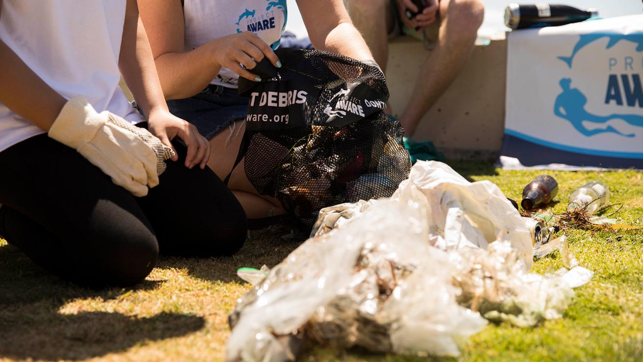 dive against debris