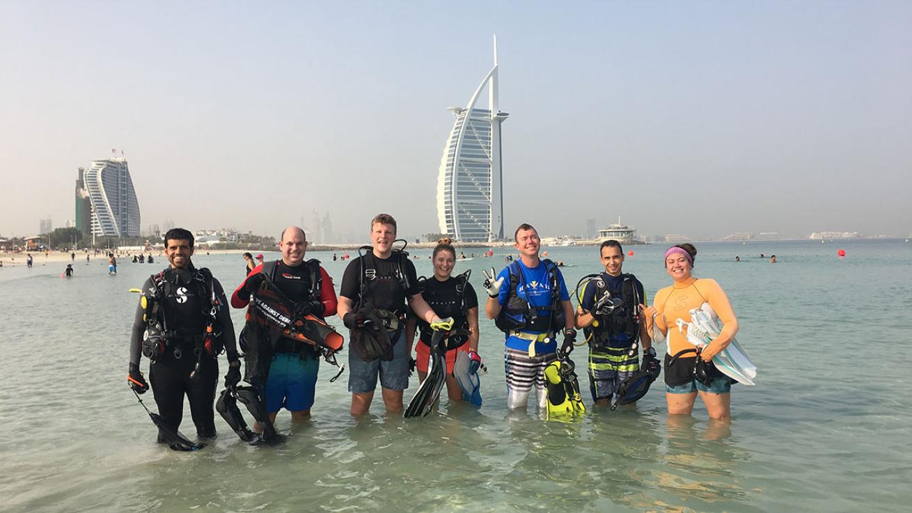 divers down