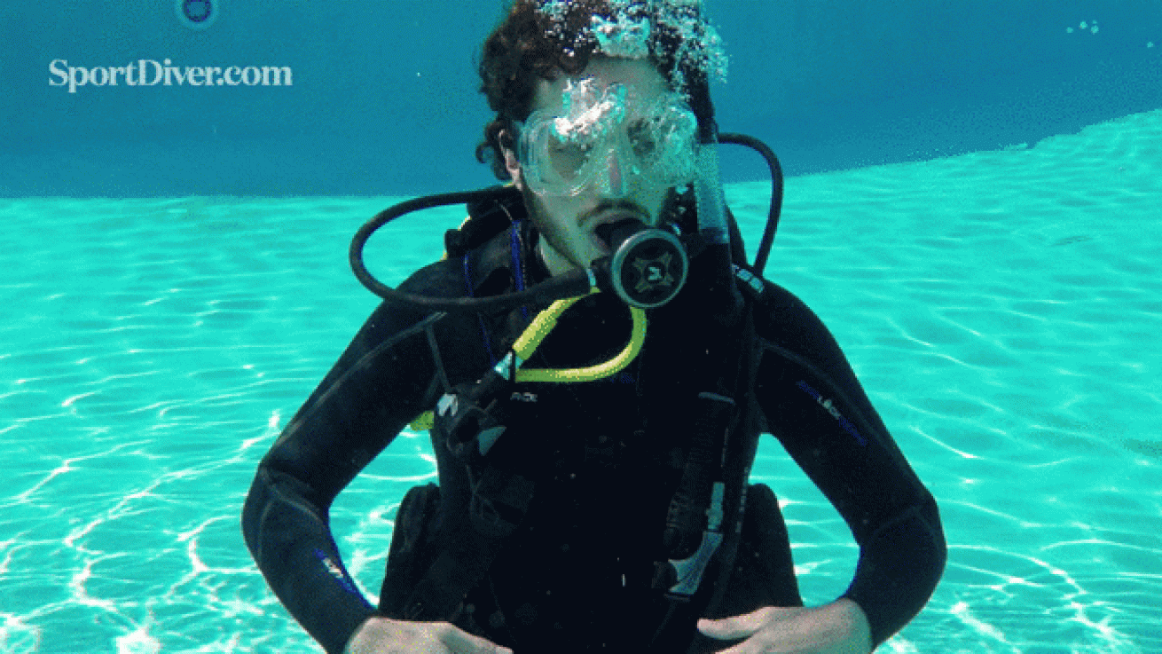 scuba hand signals lost