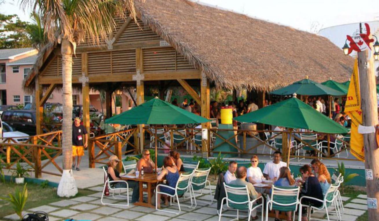 Sunset House My Bar