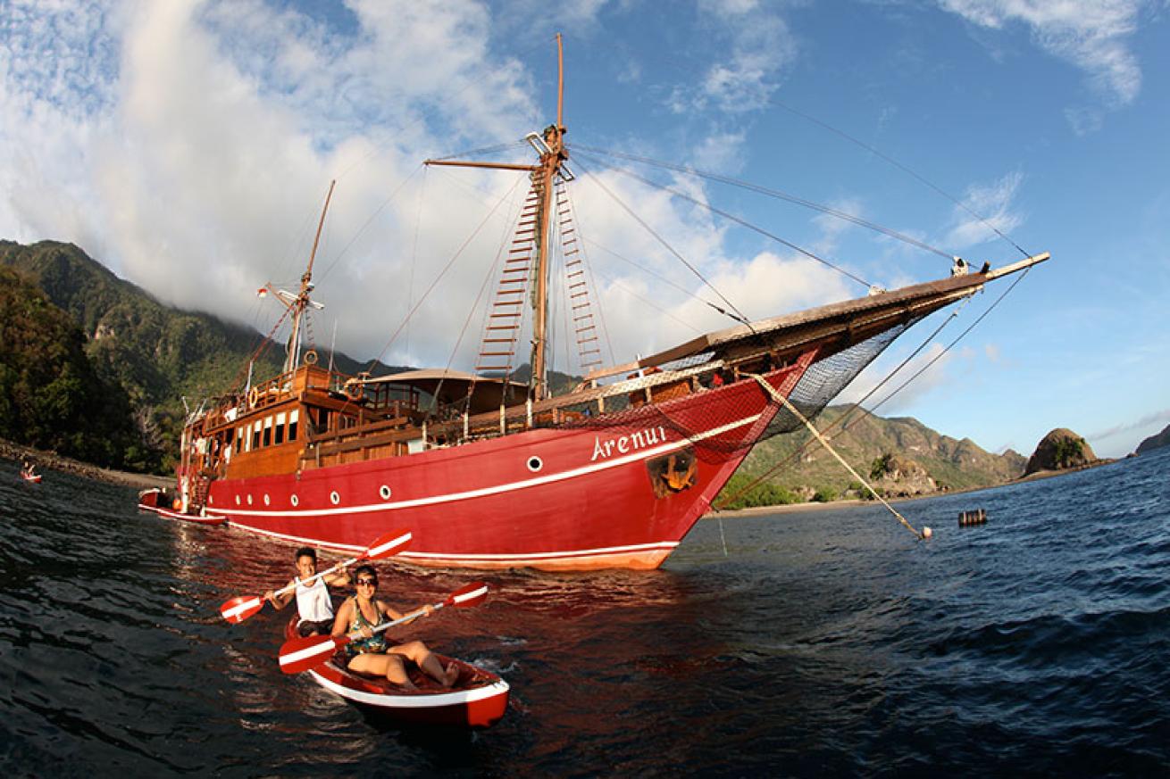 Arenui liveaboard