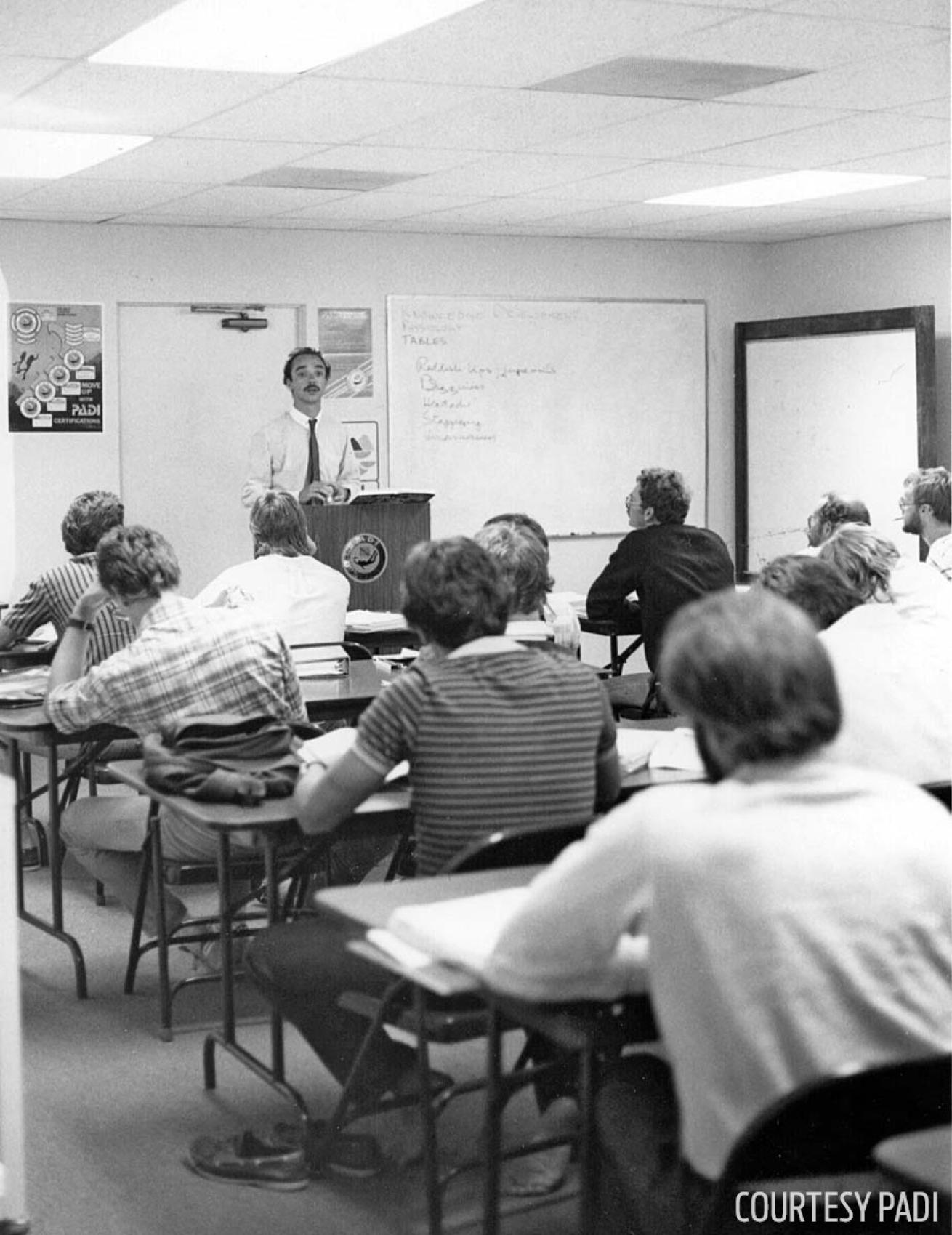 PADI scuba diving classroom