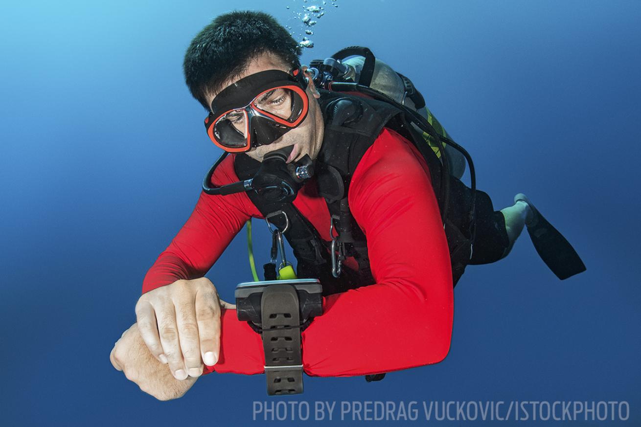 underwater navigation skills scuba diving